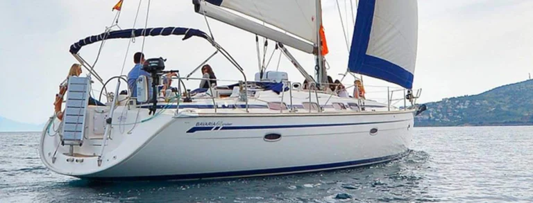 Alquila un velero para el puente de Semana Santa 2025